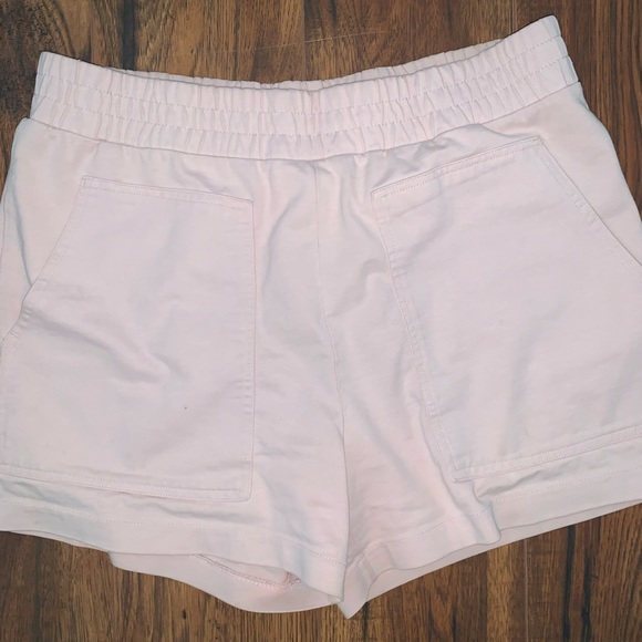 Aritzia Pants - Wilfred Free Aritizia Blush Pink Shorts